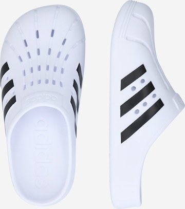 ADIDAS SPORTSWEAR Plážové / kúpacie topánky 'Adilette' - biela