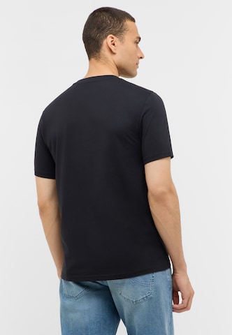 MUSTANG T-Shirt 'Austin' in Schwarz