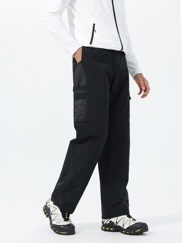 Youthup Regular Cargo Pants in Black