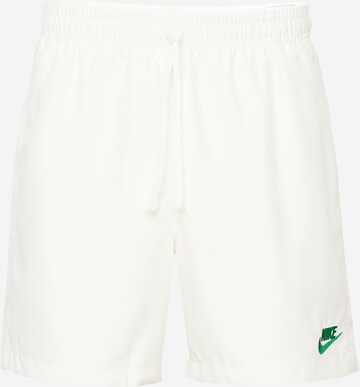 Nike Sportswear Shorts in Beige: predná strana