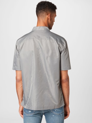 Han Kjøbenhavn Regular fit Button Up Shirt in Grey