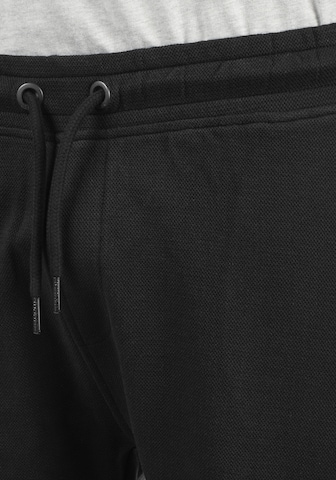 BLEND Regular Sweatshorts 'Svenni' in Schwarz