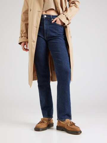 & Other Stories Slimfit Jeans i blå: forside