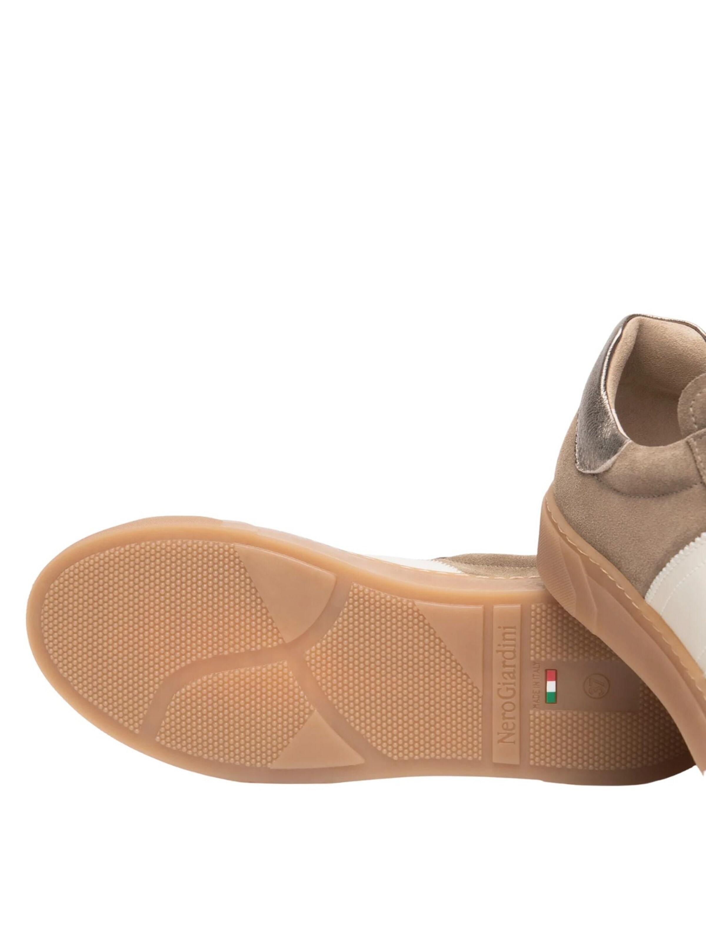 Sneaker bassa di Nero Giardini in beige