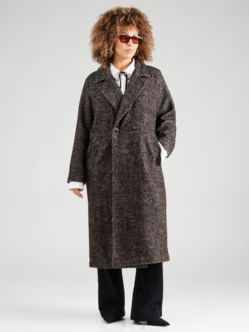 Manteau mi-saison 'VMCBabette' Vero Moda Curve en marron : devant