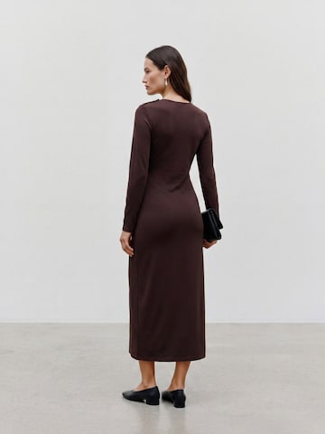 Vero Moda Maternity - Vestido en marrón