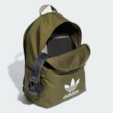 ADIDAS ORIGINALS Rucksack in Grün