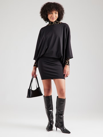 Rochie de la JOOP! pe negru
