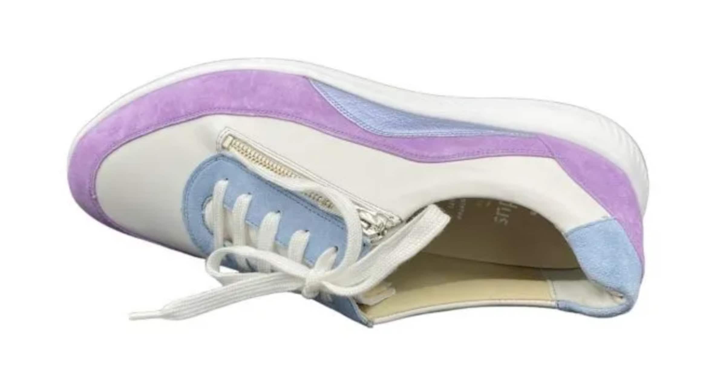 SOLIDUS Sneakers in Purple