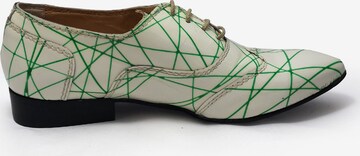 TIGGERS Lace-Up Shoes in Green