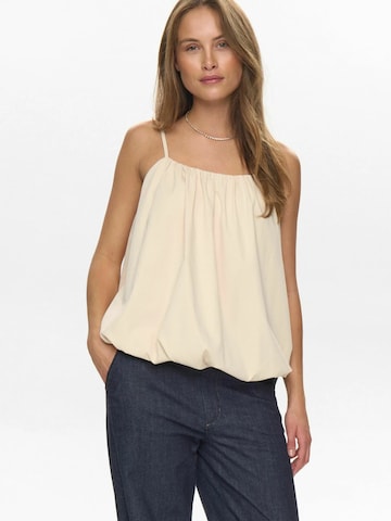 NÜMPH Toppi 'Nutana' värissä beige: etupuoli