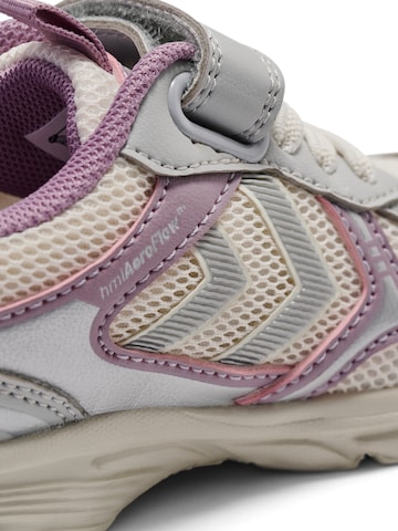 Hummel Sneakers i beige
