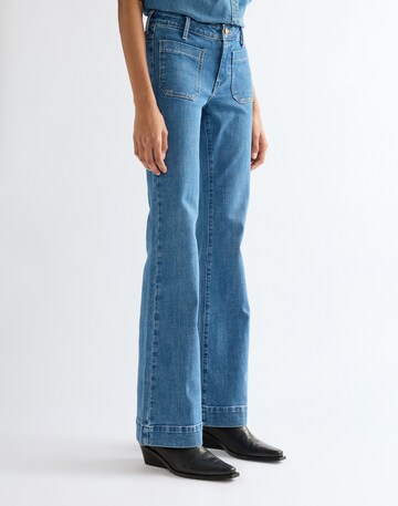 WRANGLER Flared Jeans 'FLARE' in Blauw