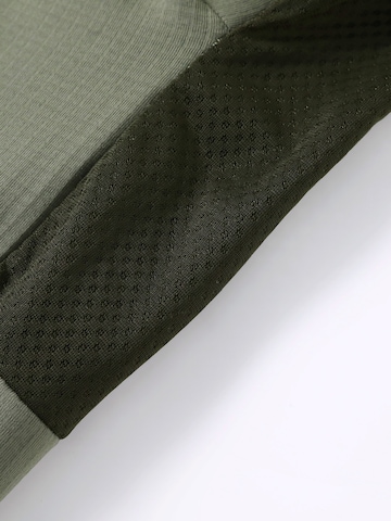 YOUTHUP Athletic Jacket 'ARMFENSTER' in Green
