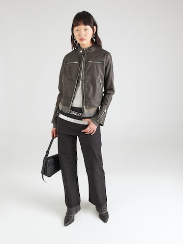 BDG Urban Outfitters Φθινοπωρινό και ανοιξιάτικο μπουφάν σε μαύρο