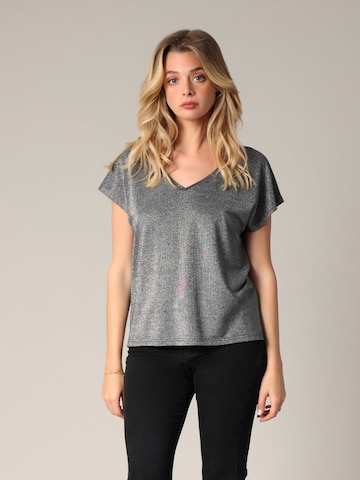 T-shirt 'Jossy' Deeluxe en gris : devant