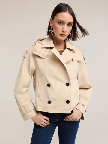 Cappotto invernale di MOTIVI in beige