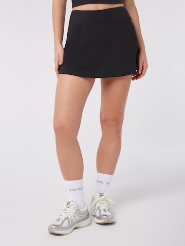 YO-GAYA Sportrok 'Timeless Tennis Skirt' in Zwart
