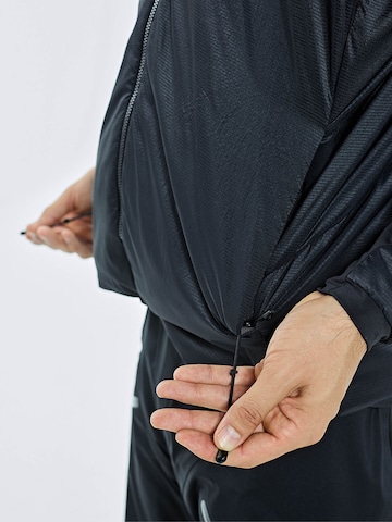 BLACKYAK Performance Jacket 'Langar' in Black