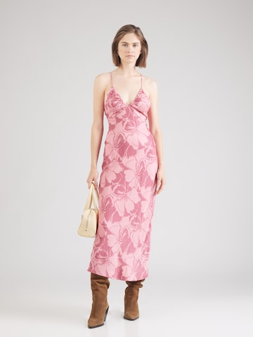 Robe & Other Stories en rose : devant