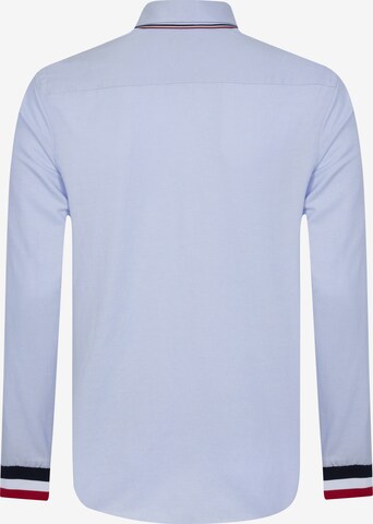 Regular fit Camicia 'Toan' di Sir Raymond Tailor in blu