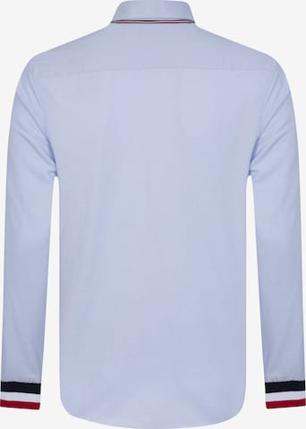 Regular fit Camicia 'Toan' di Sir Raymond Tailor in blu