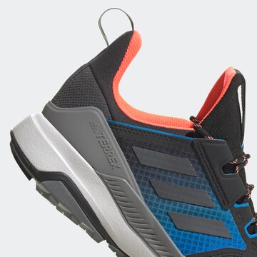 Chaussure basse 'Trailmaker' ADIDAS TERREX en noir