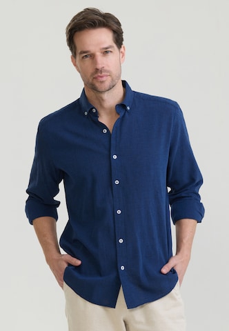 Felix Hardy Regular Fit Hemd in Blau: Vorderseite