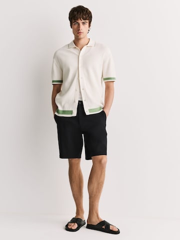 Next - regular Pantalón chino en negro: frente