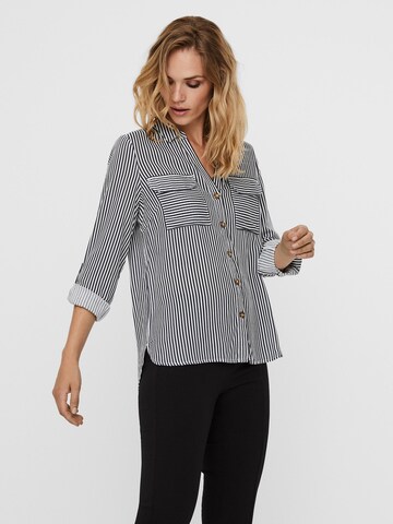 Vero Moda PetiteBluza 'BUMPY' - crna boja