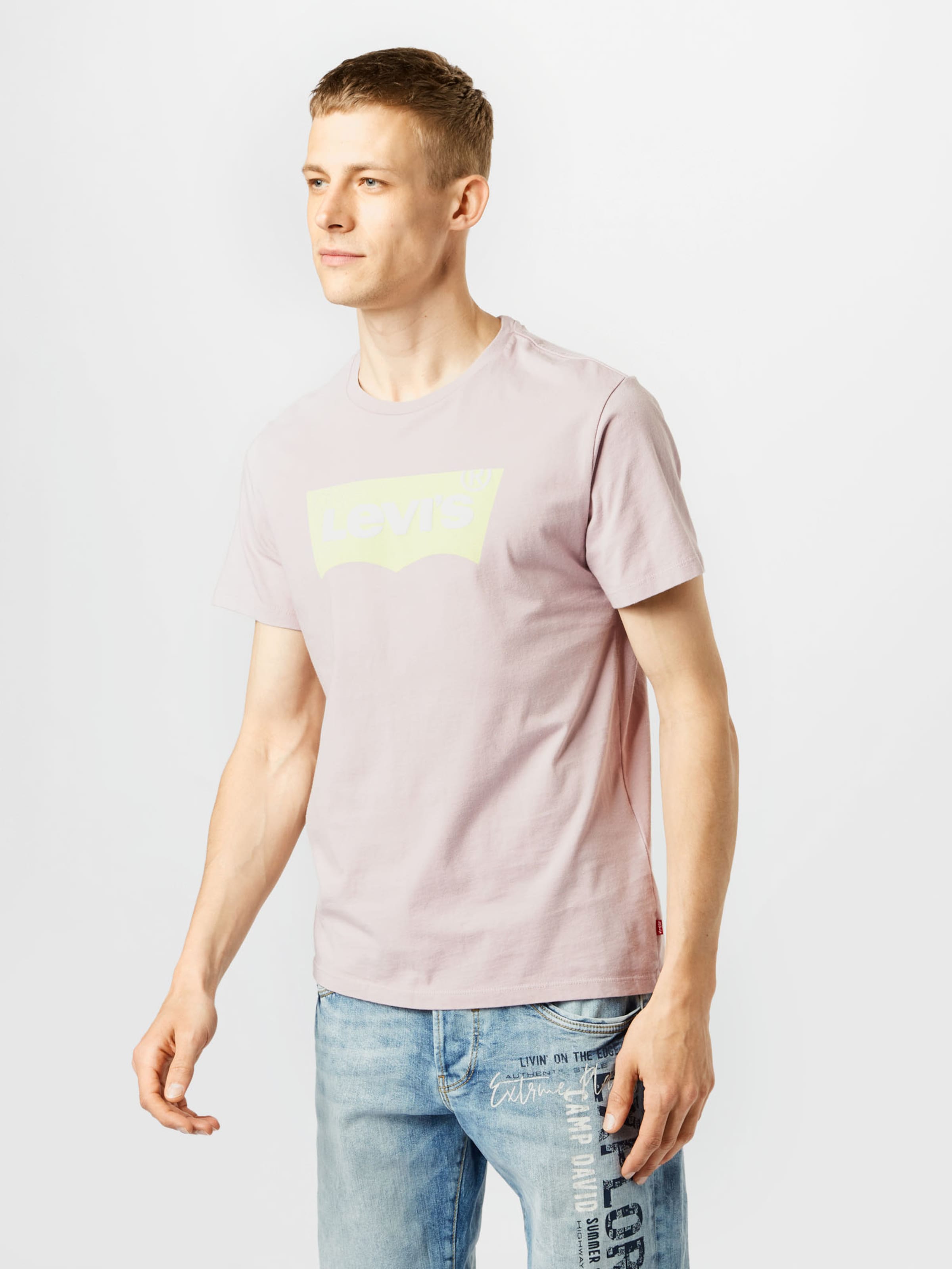 pink levis tshirt