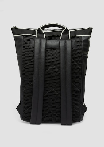 s.Oliver Rucksack in Schwarz