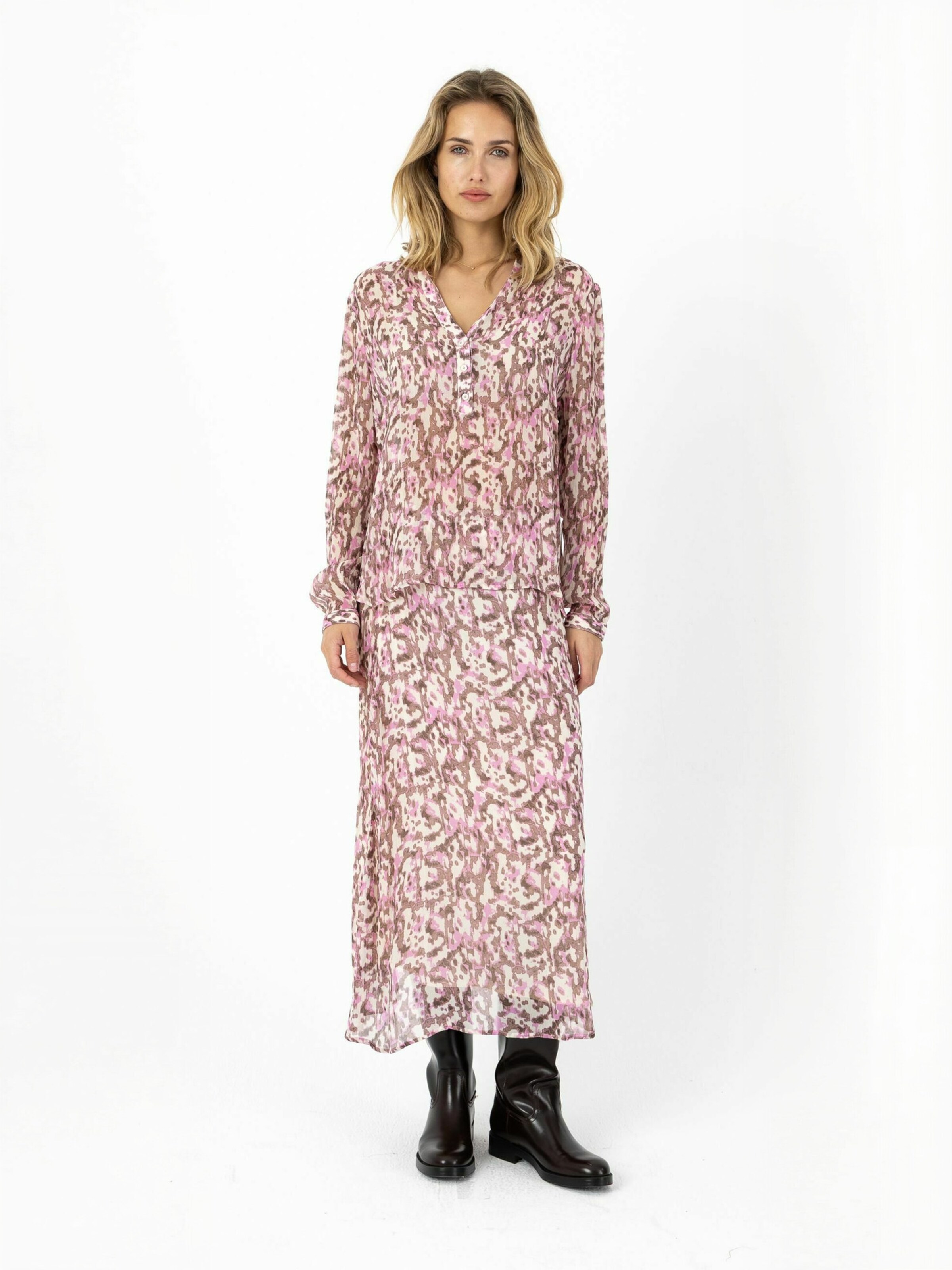 T-shirt ' Shirt ' Coster Copenhagen en rose : devant