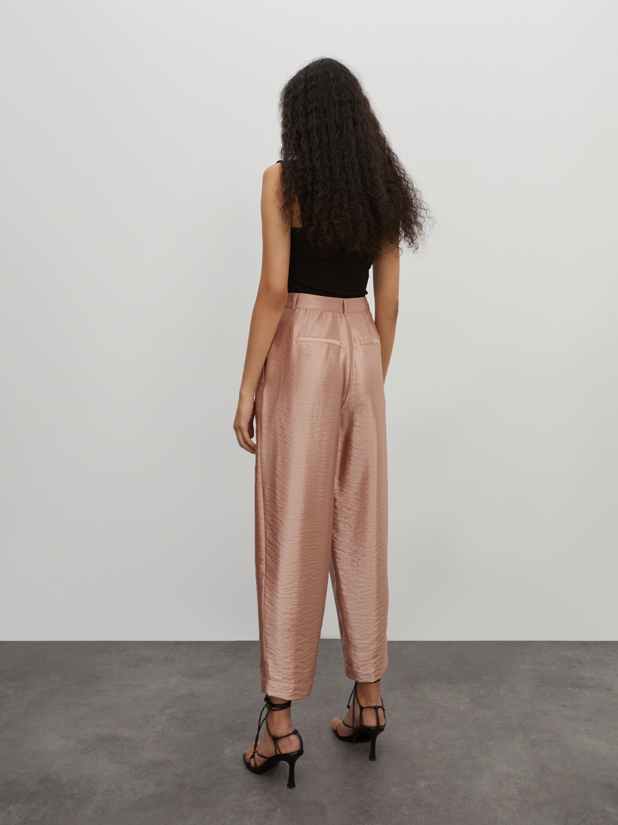 EDITED Producten Bandplooibroek 'Rea shine' Rosé