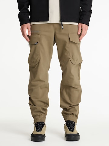 Regular Pantalon cargo 'Rift Flow' CHASIN' en beige : devant