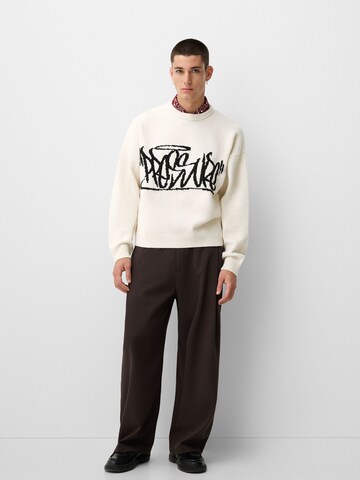 BershkaPulover - bijela boja