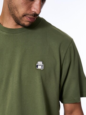 A Question Of (AQO) Shirt 'Logo Tee' in Grün