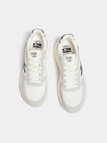 Pull&Bear Sneaker in Mischfarben