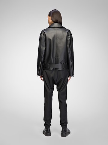 V S P Winterjacke 'Gisele' in Schwarz