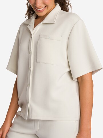OCEANSAPART Blouse 'Cruz' in Beige