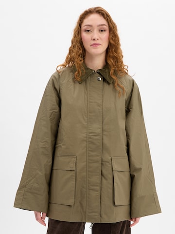 Veste mi-saison 'Oana' MSCH COPENHAGEN en vert : devant
