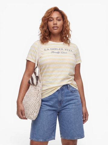 T-shirt ONLY Carmakoma en jaune : devant