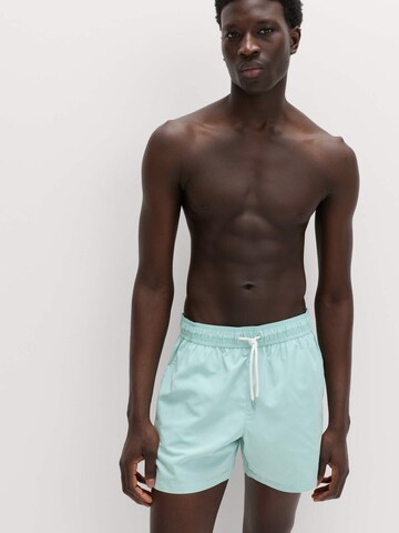 Shorts de bain Marks & Spencer en bleu : devant