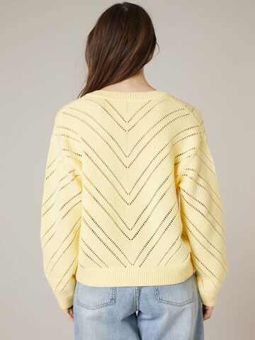 Pull-over 'Simako' Deeluxe en jaune