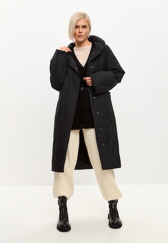 CESARE GASPARI Between-seasons coat in Black