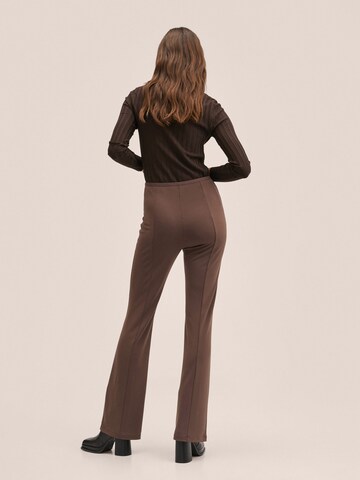 MANGO Normalny krój Spodnie 'LEGA' w kolorze brązowy