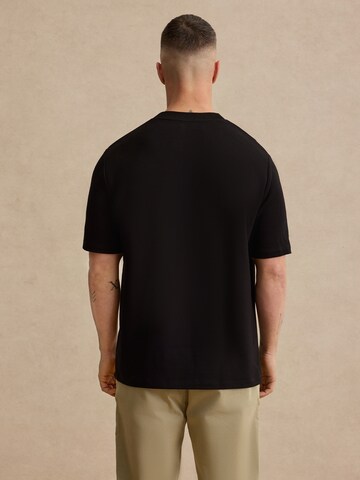 DAN FOX APPAREL T-Shirt in Schwarz