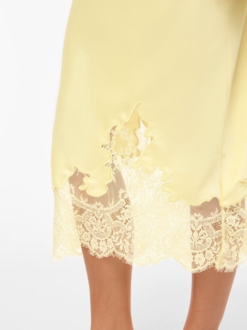 Gonna 'VISabel' di VILA in giallo