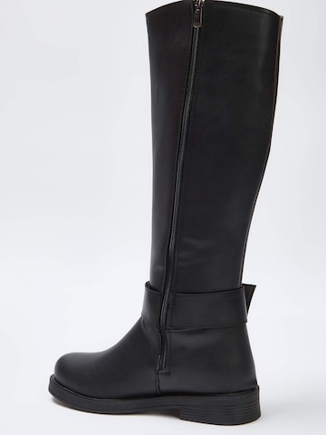 Trendyol Сапоги в Черный