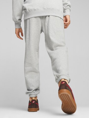 PUMA Tapered Broek in Grijs